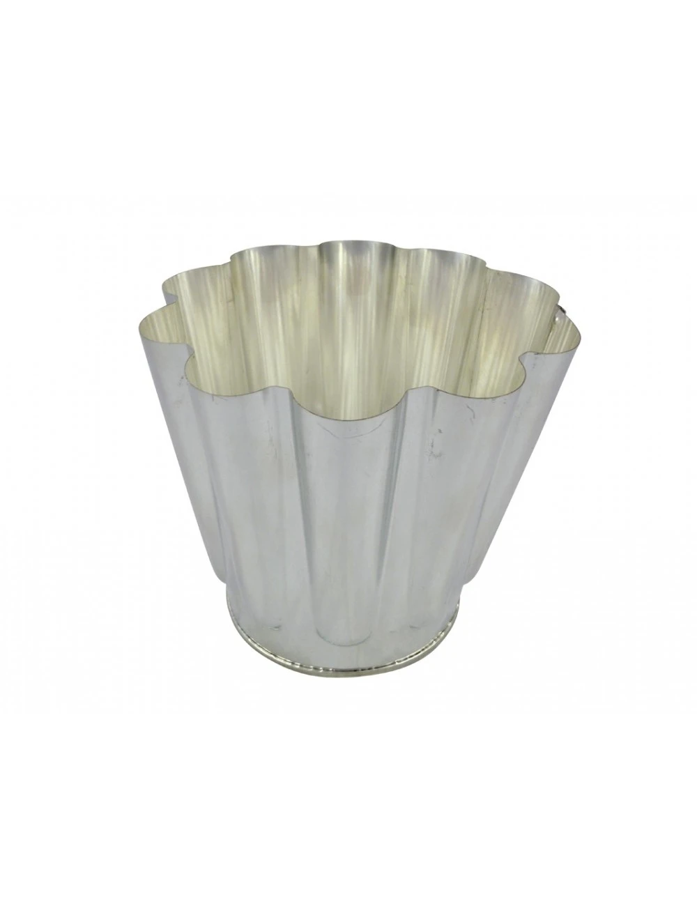 MOULE À GATEAU BATTU - FER BLANC 4 MOULE À GATEAU BATTU - FER BLANC – Image 2